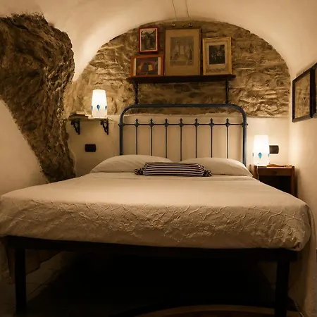 Casa vacanze La Rocca Sospesa - Al Vicolo Ristretto *